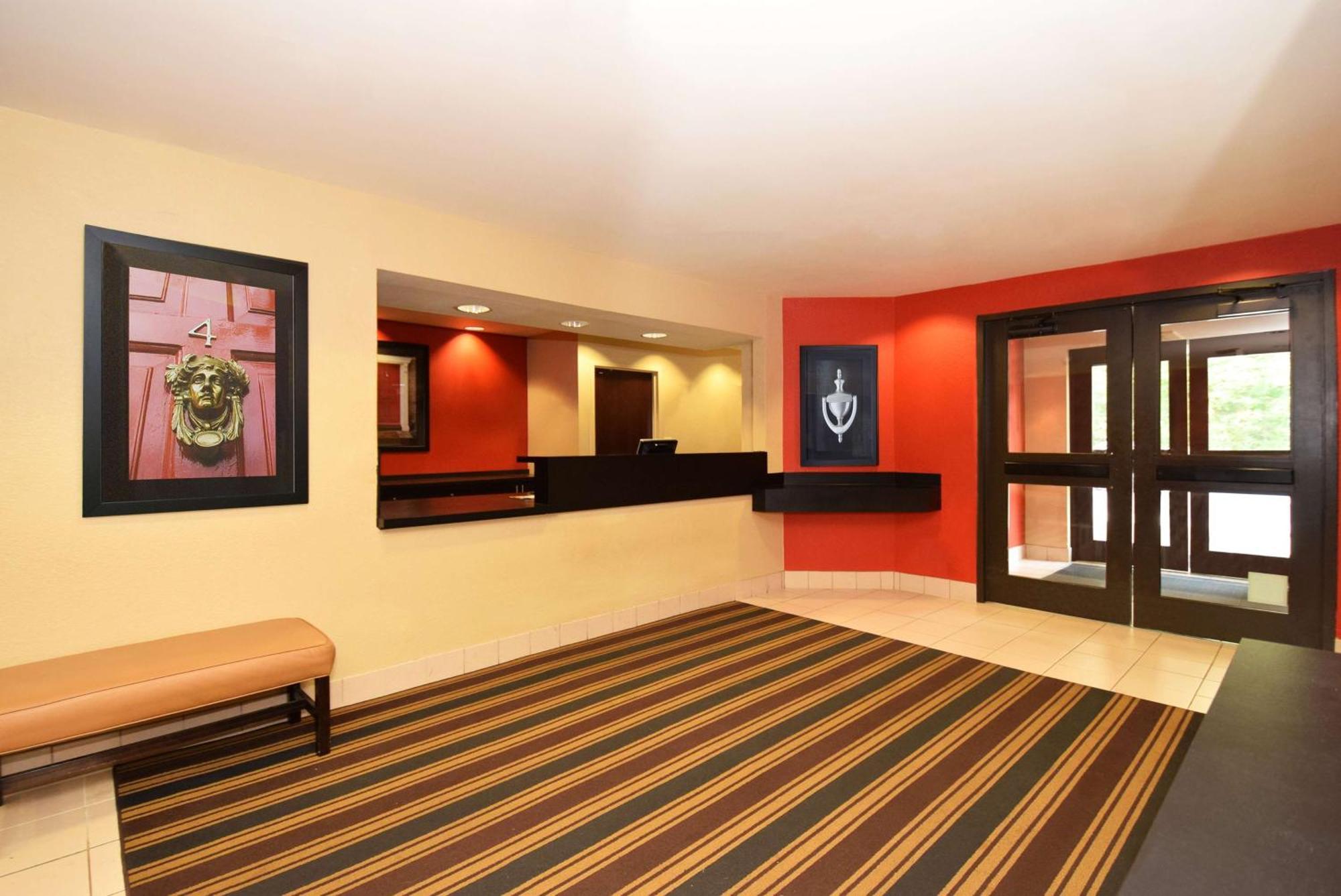 Extended Stay America Select Suites - Chicago - Westmont - Oak Brook Bagian luar foto