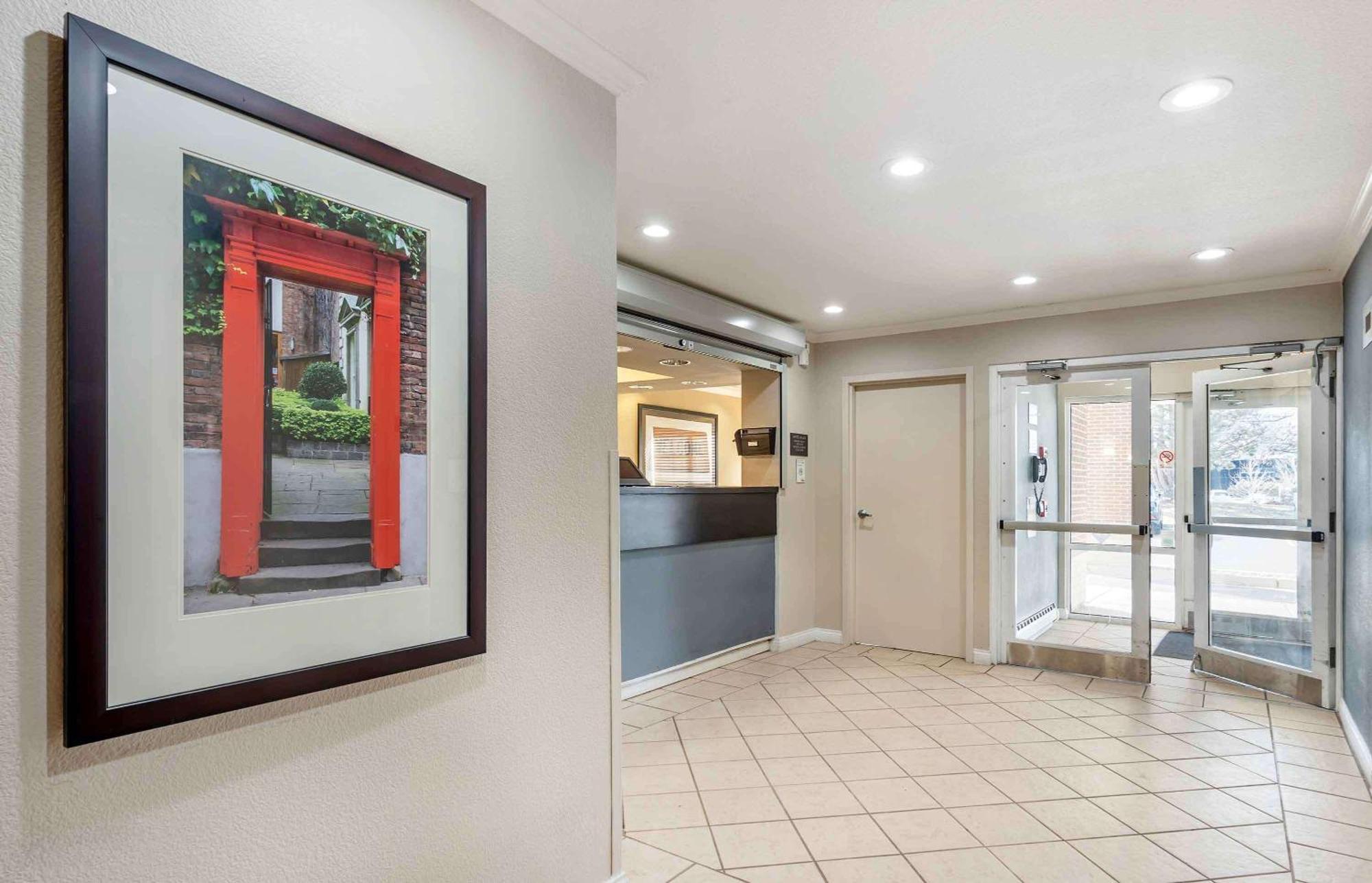 Extended Stay America Select Suites - Chicago - Westmont - Oak Brook Bagian luar foto
