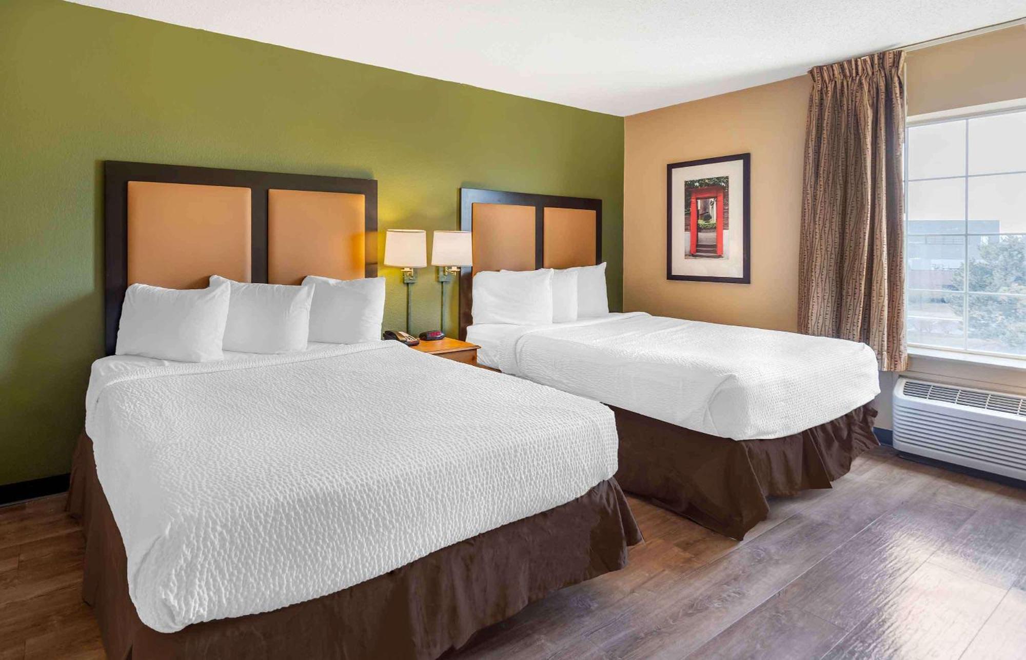 Extended Stay America Select Suites - Chicago - Westmont - Oak Brook Bagian luar foto