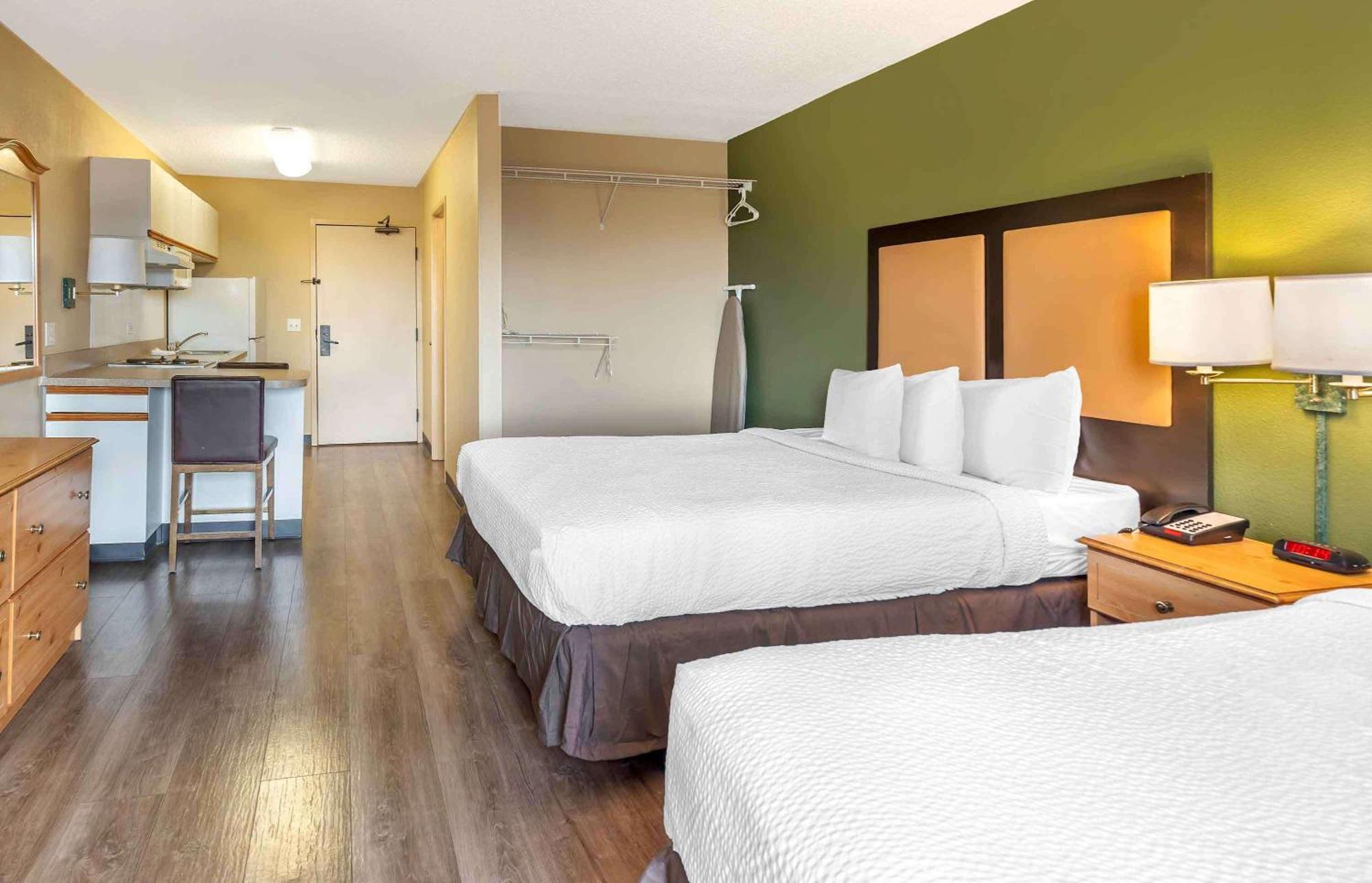 Extended Stay America Select Suites - Chicago - Westmont - Oak Brook Bagian luar foto